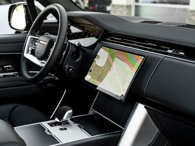 New 2026 Santorini Black Land Rover SE image 37