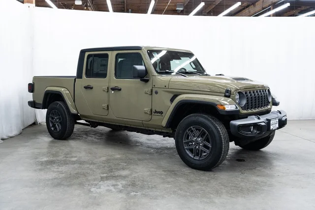 2026 Jeep Gladiator Sport S