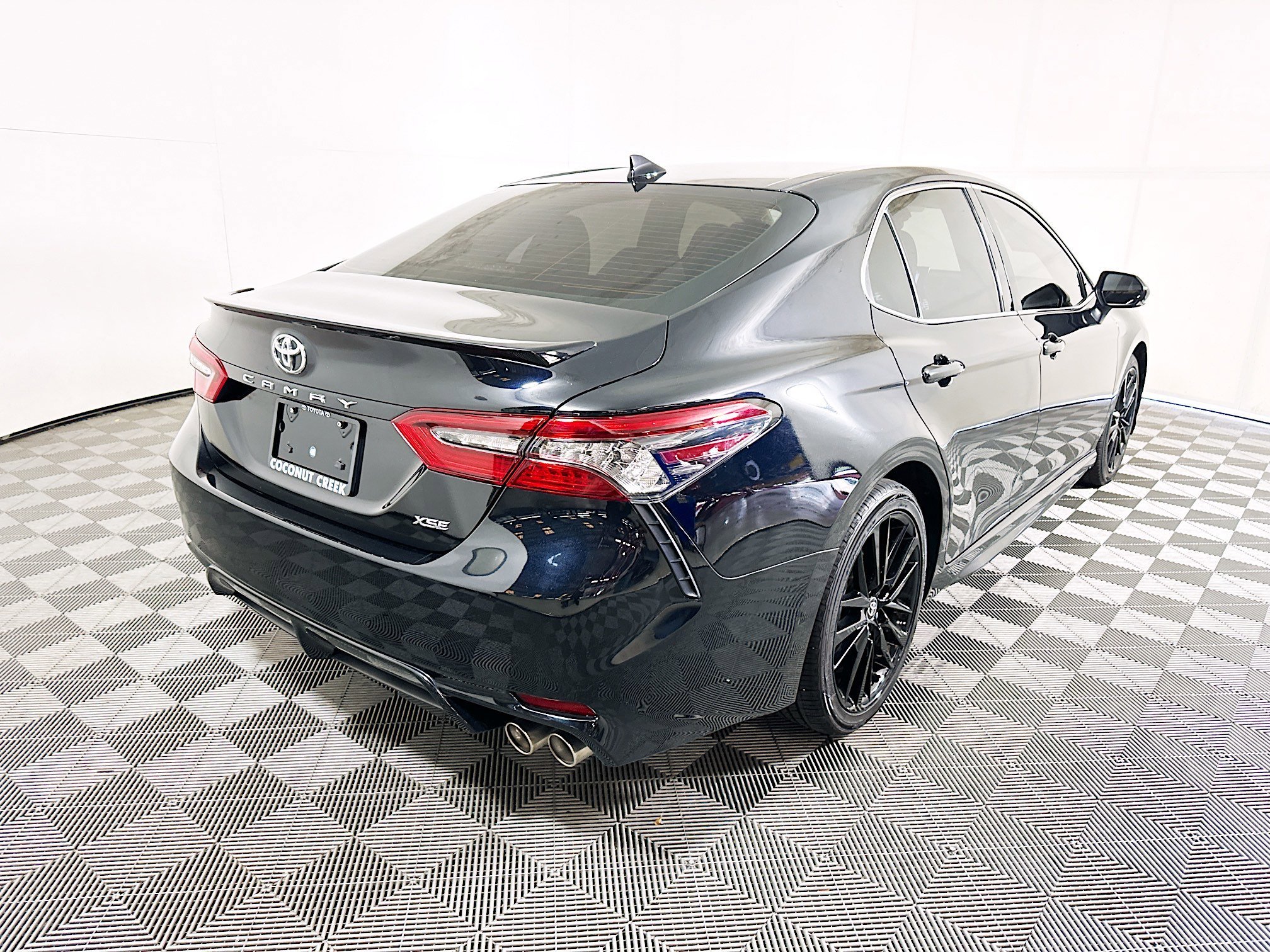 Used 2023 Midnight Black Metallic Toyota XSE image 3