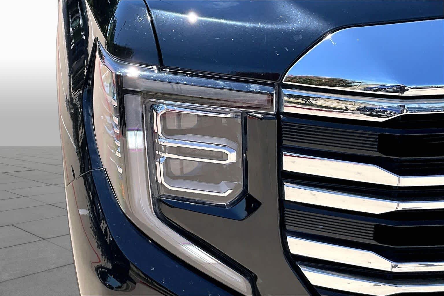 Used 2026 Onyx Black GMC SLT image 28