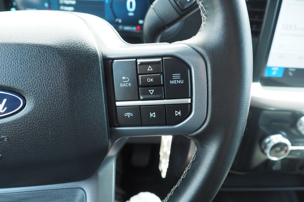 Used 2025 Gray Ford XLT image 29