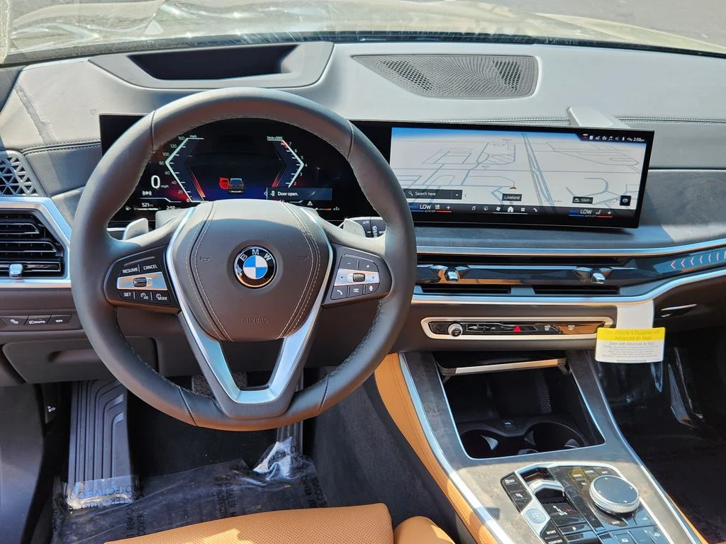 New 2026 Manhattan Green Metallic BMW xDrive40i image 11