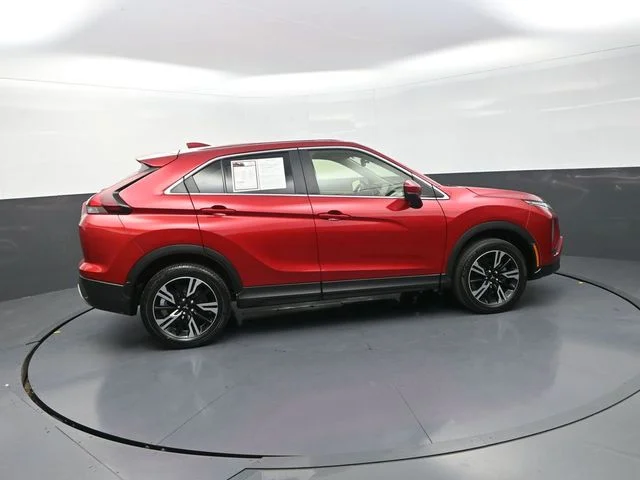 Used 2024  Mitsubishi SE image 10