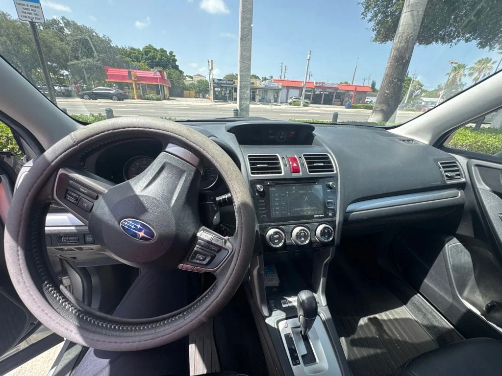 Used 2016 Silver Subaru 2.5i Limited image 13