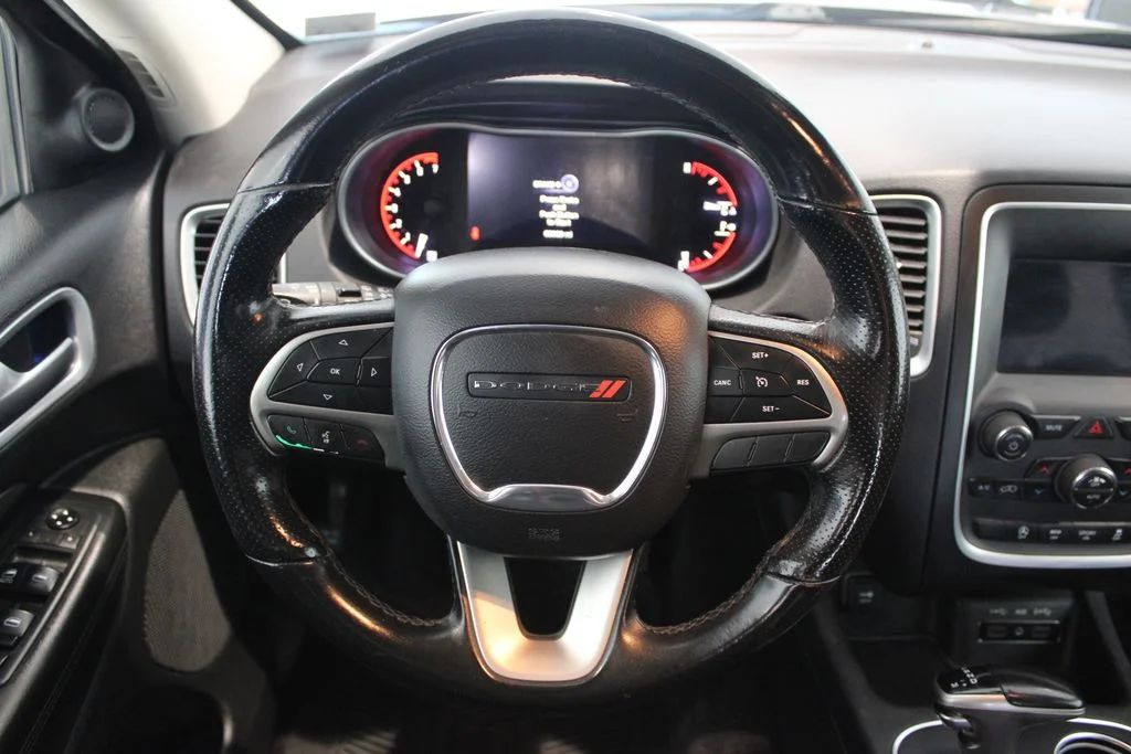 Used 2019 Billet Clearcoat Dodge SXT image 23