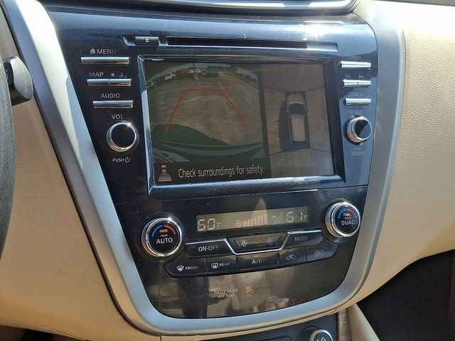 Used 2019 Brown Nissan SL image 24