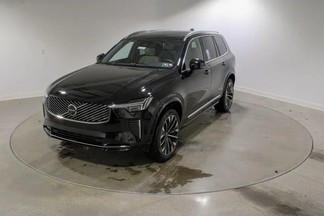 2026 Volvo XC90 B5 Plus