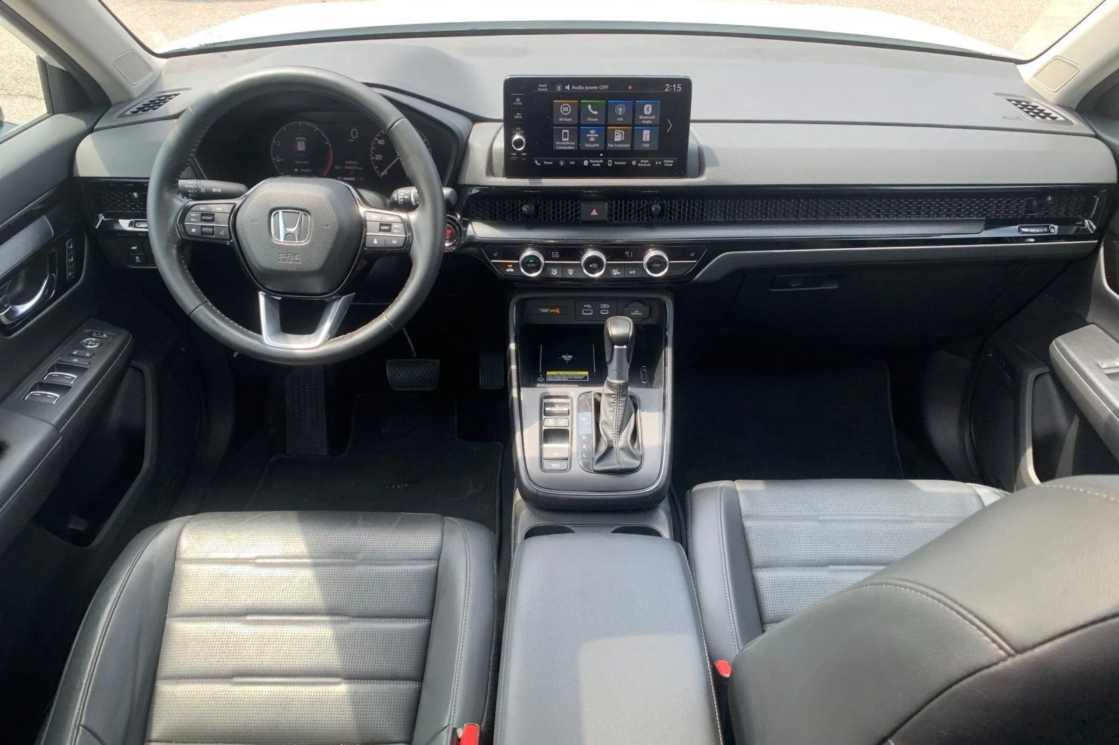 Used 2024 White Honda EX-L image 16