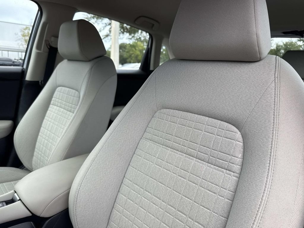 Used 2024  Honda LX image 24