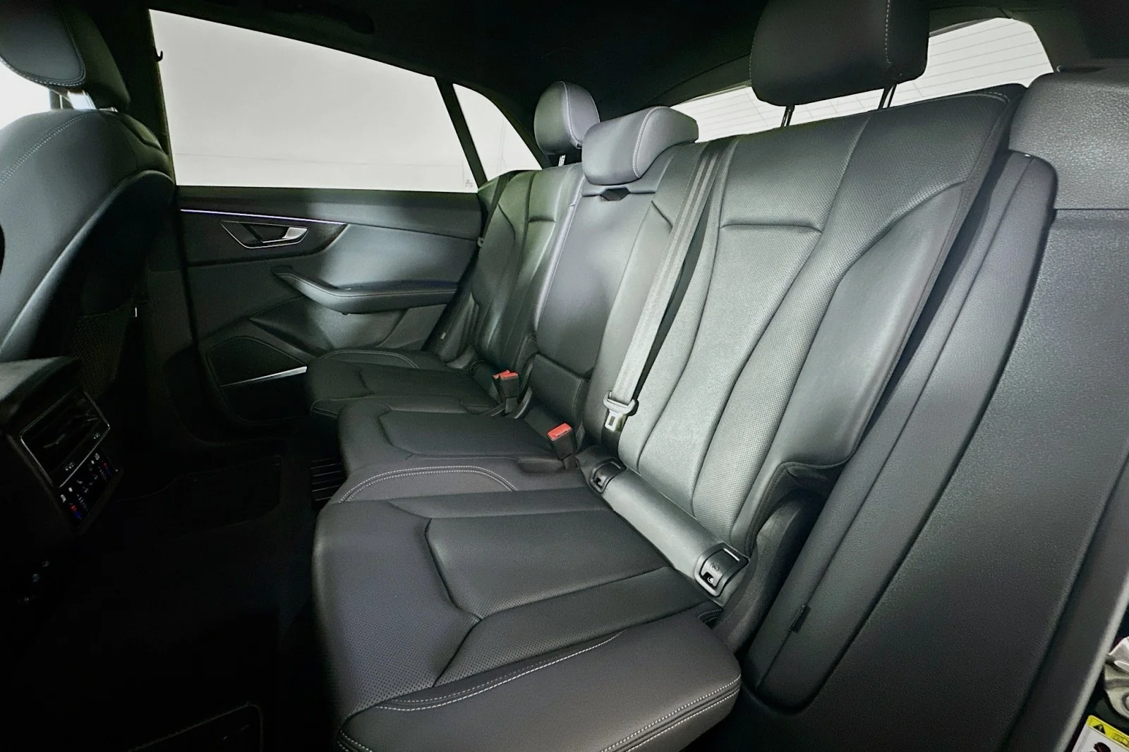 Used 2023 Mythos Black Metallic Audi Premium Plus image 9