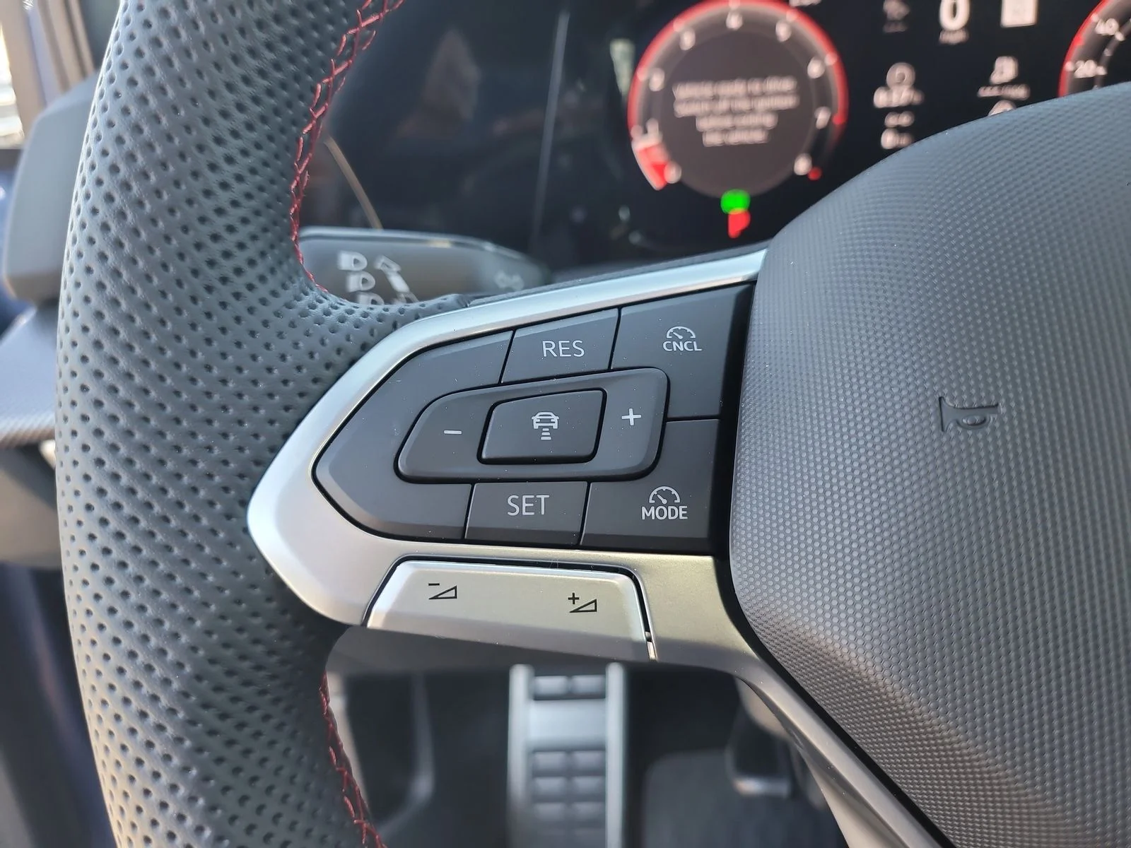 New 2026 Slate Blue Metallic Volkswagen 2.0T SE image 29