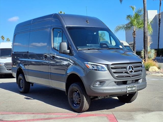 New 2026 Gray Mercedes-Benz Cargo 144 WB image 18