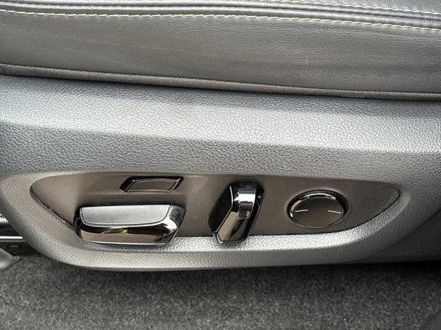 Used 2024  Lexus 550 Overtrail+ image 21