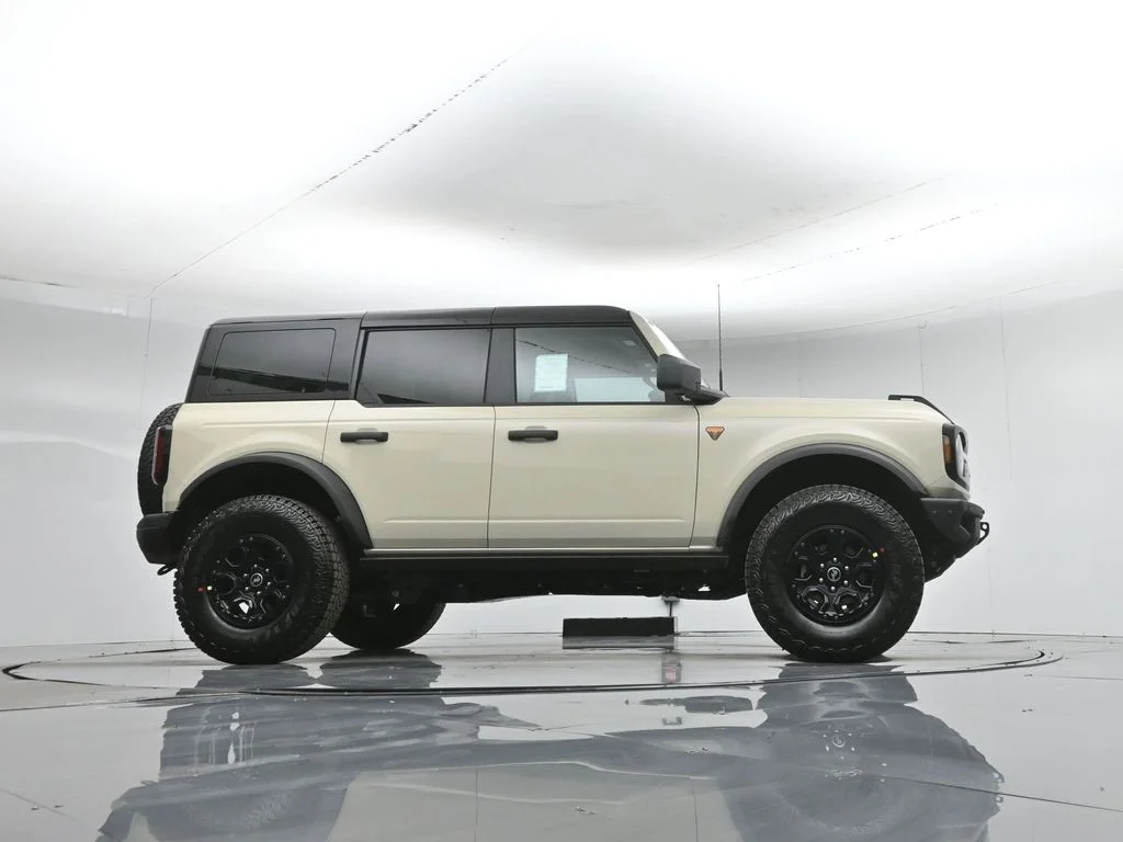 New 2026 Desert Sand Ford Badlands image 46