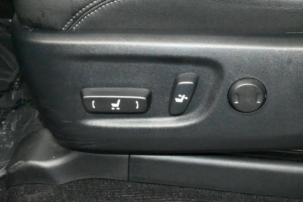 Used 2024 Ice Toyota SR5 Premium image 11