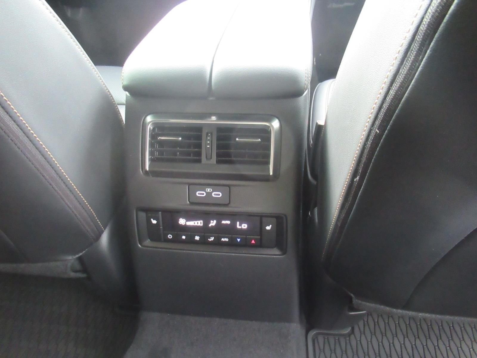 Used 2025 White Mazda 3.3 Turbo Premium Plus image 31