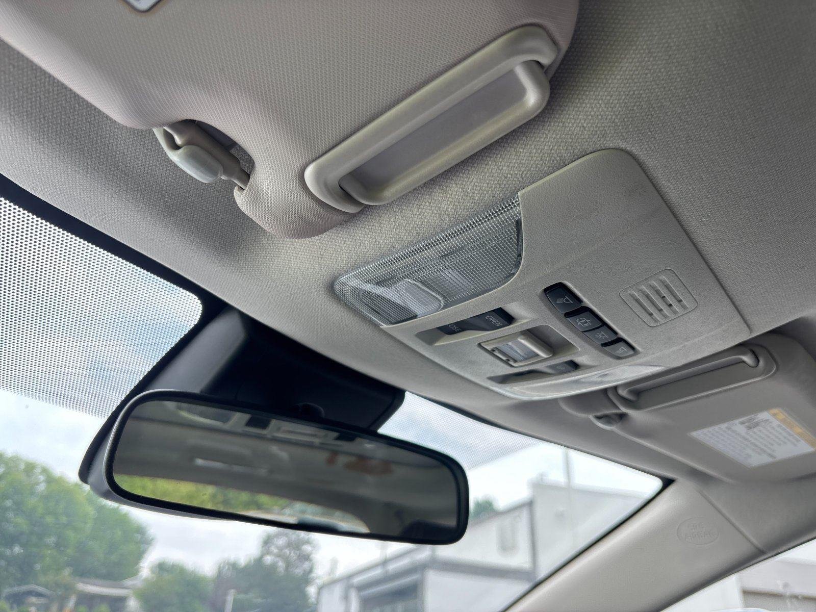 Used 2020 Black Sand Pearl Toyota XLE image 29