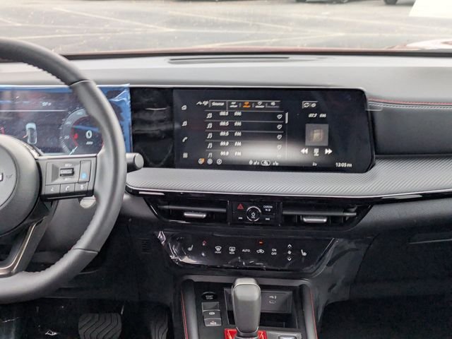 2026 Nissan KICKS SR - Photo 8