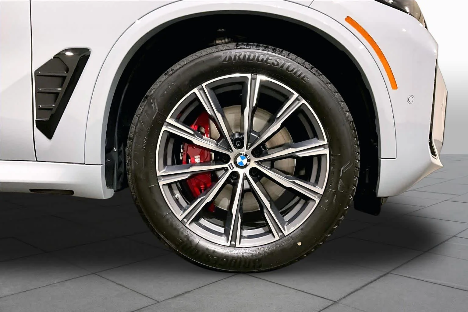 New 2026 Brooklyn Grey Metallic BMW xDrive40i image 17