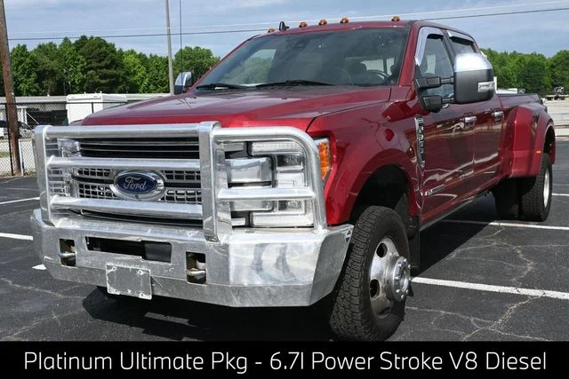 2019 Ford F-350 Platinum 4x4 Crew Cab 176 in DRW's photo