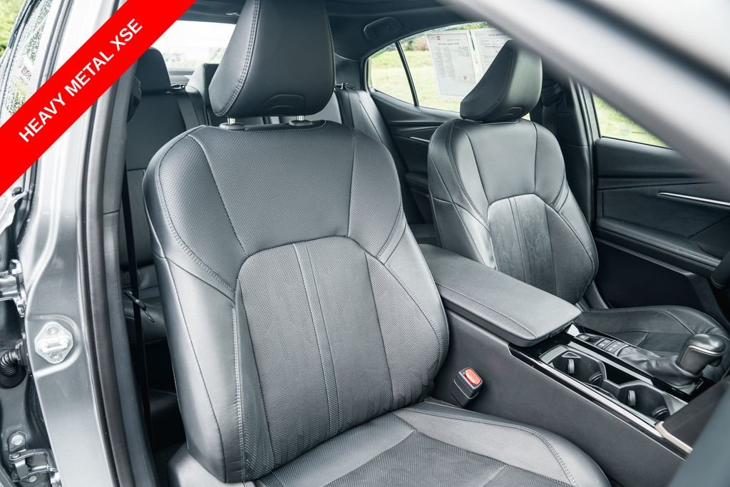 Used 2025 Heavy Metal Toyota XSE image 29