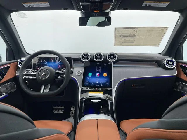 New 2027 Black Mercedes-Benz GLC 300 image 6