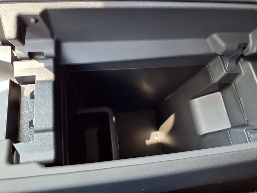 New 2026 Everest White Pearl TriCoat Nissan Rock Creek® image 11
