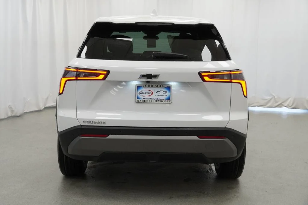 New 2026 Summit White Chevrolet LT image 34