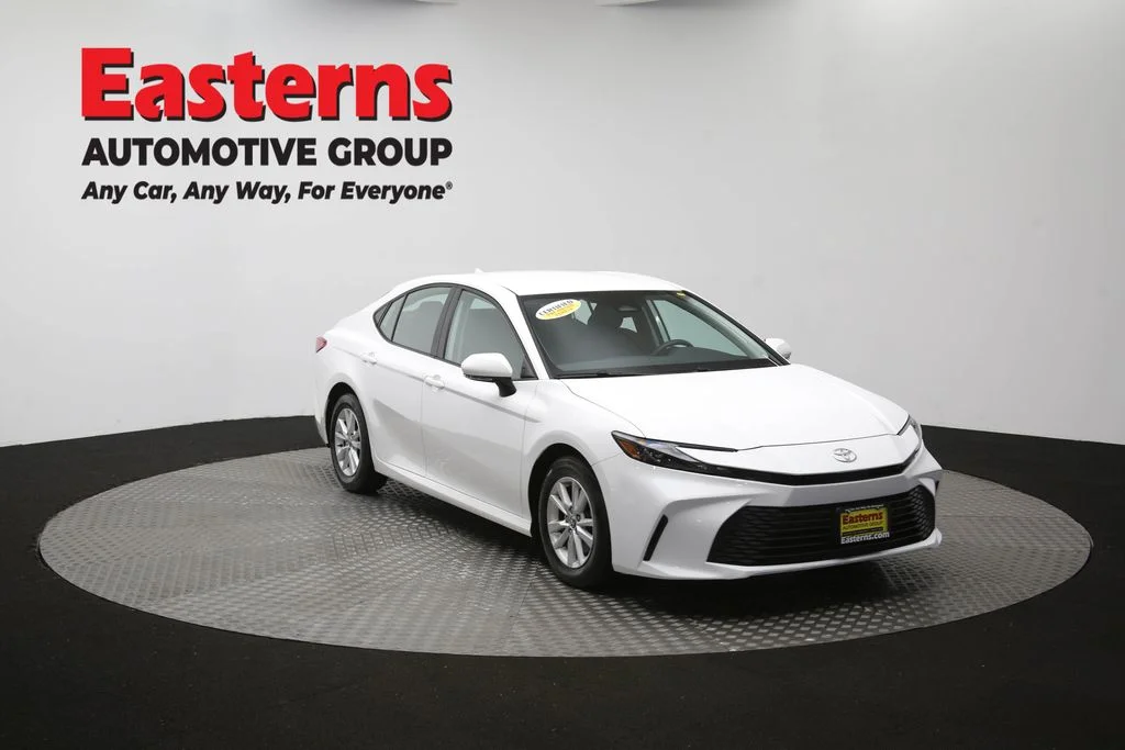 Used 2025 White Toyota LE image 49
