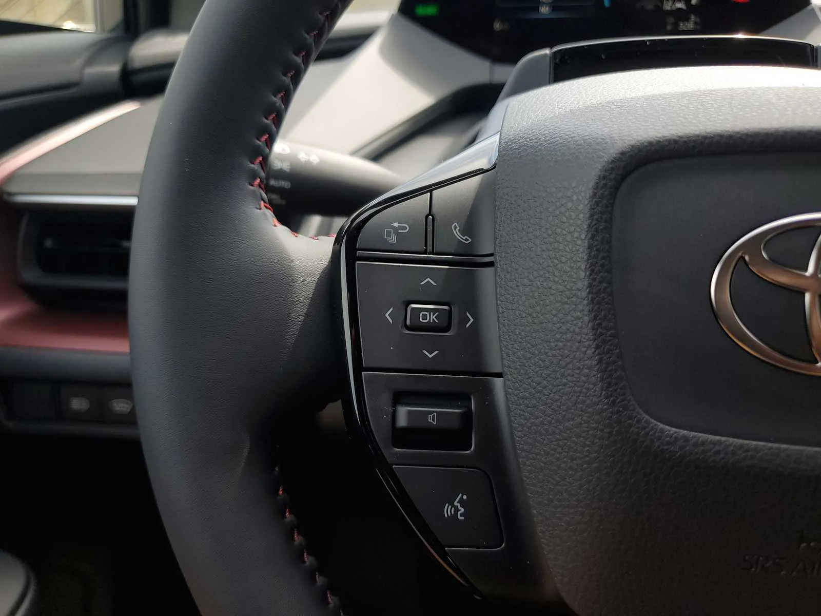 New 2026 Guardian Gray Toyota XSE Premium image 18