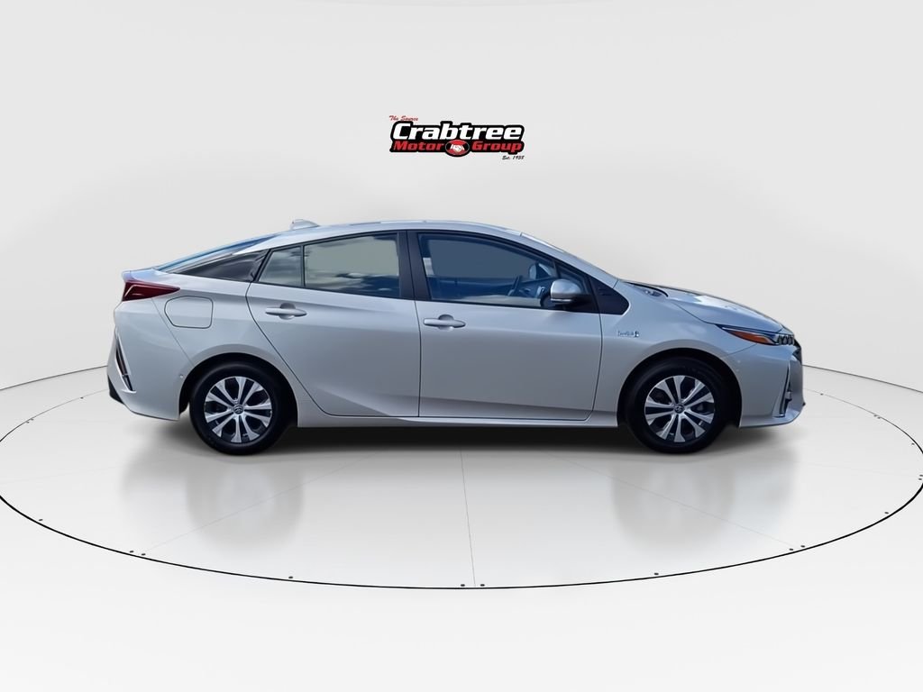Used 2022 Silver Toyota Limited image 9