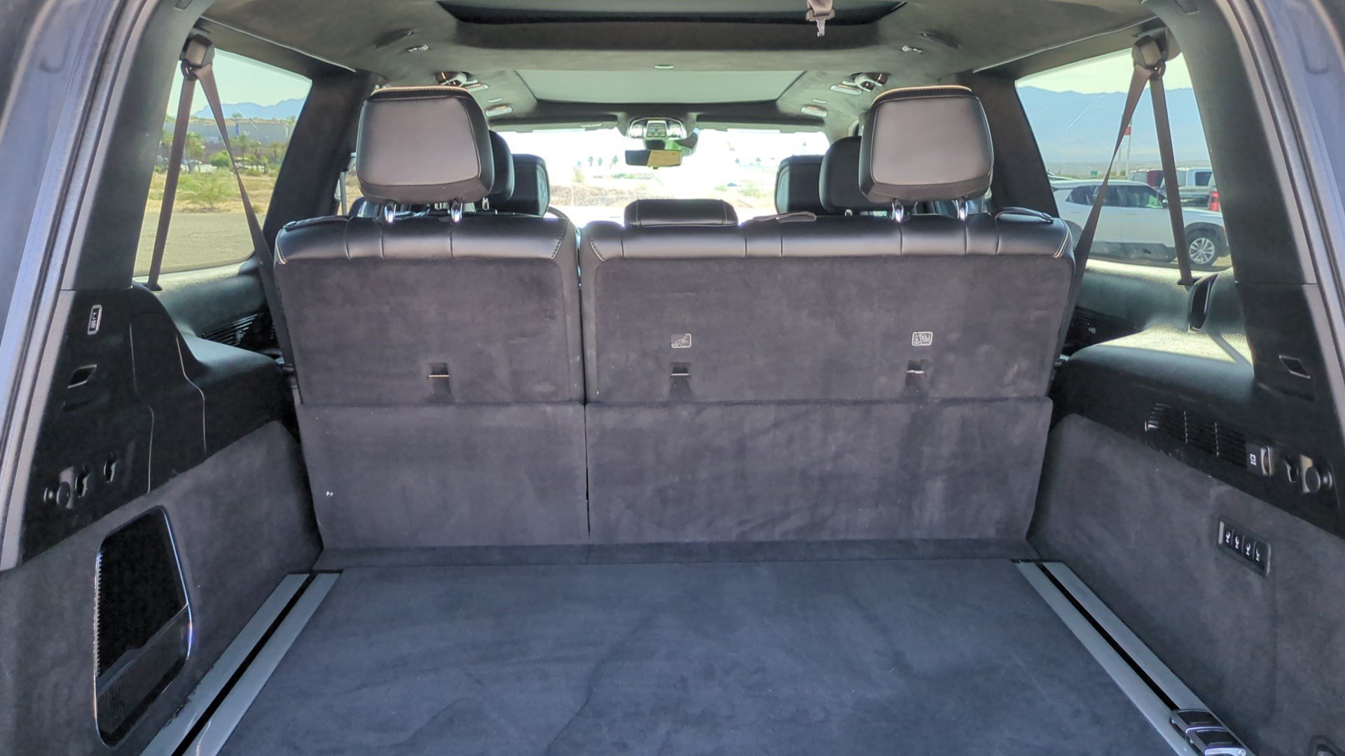 Used 2024 Bright White Clearcoat Jeep Series II image 29