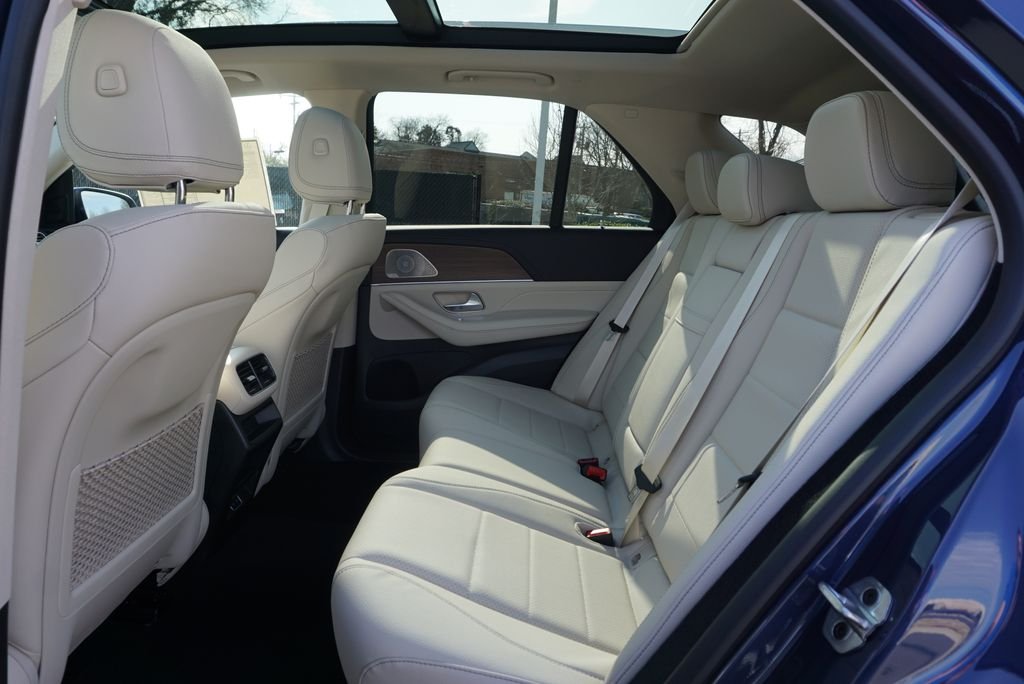 Used 2026 Twilight Blue Metallic Mercedes-Benz GLE 350 image 13