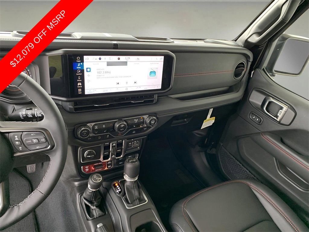 2025 Jeep Wrangler 4-Door Rubicon - Photo 30