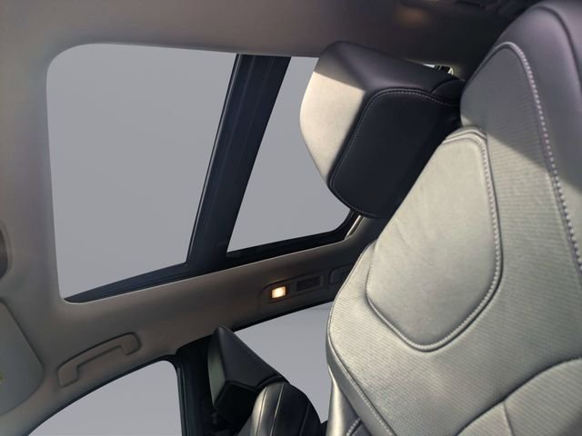Used 2022 Blue INFINITI LUXE image 23