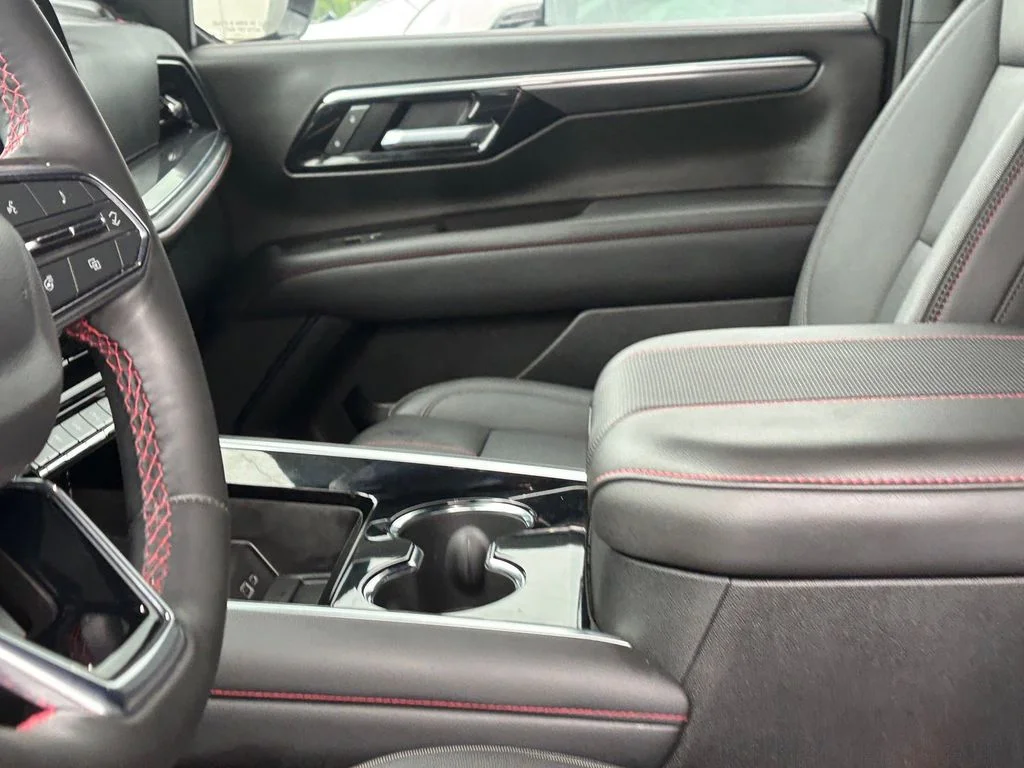 Used 2025 Red Chevrolet RST image 12