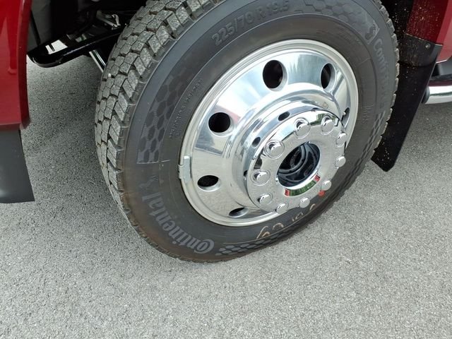 New 2026 Ruby Red Metallic Tinted Clearcoat Ford F-450® XLT image 17