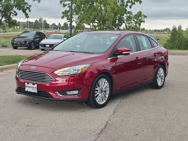 Used 2015 Red Ford Titanium image 3