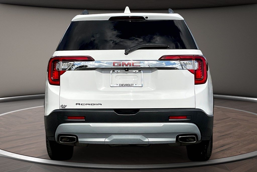 Used 2023 White GMC SLT image 4