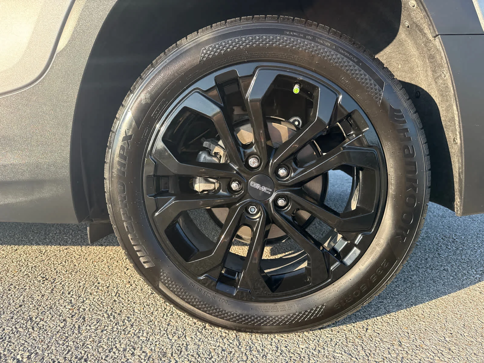 Used 2020 Satin Steel Metallic GMC SLT image 32