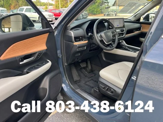 Used 2024 White Toyota Limited image 4