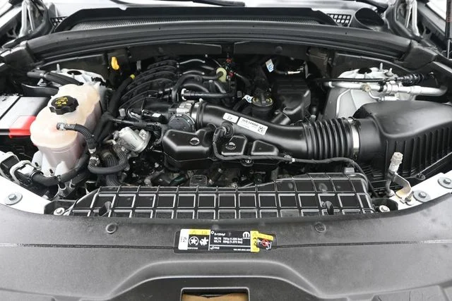 Used 2023 White Jeep Limited image 33