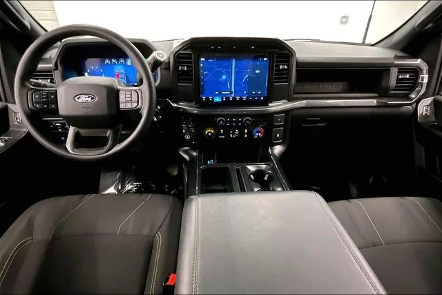 Used 2024 Atlas Blue Metallic Ford STX image 19