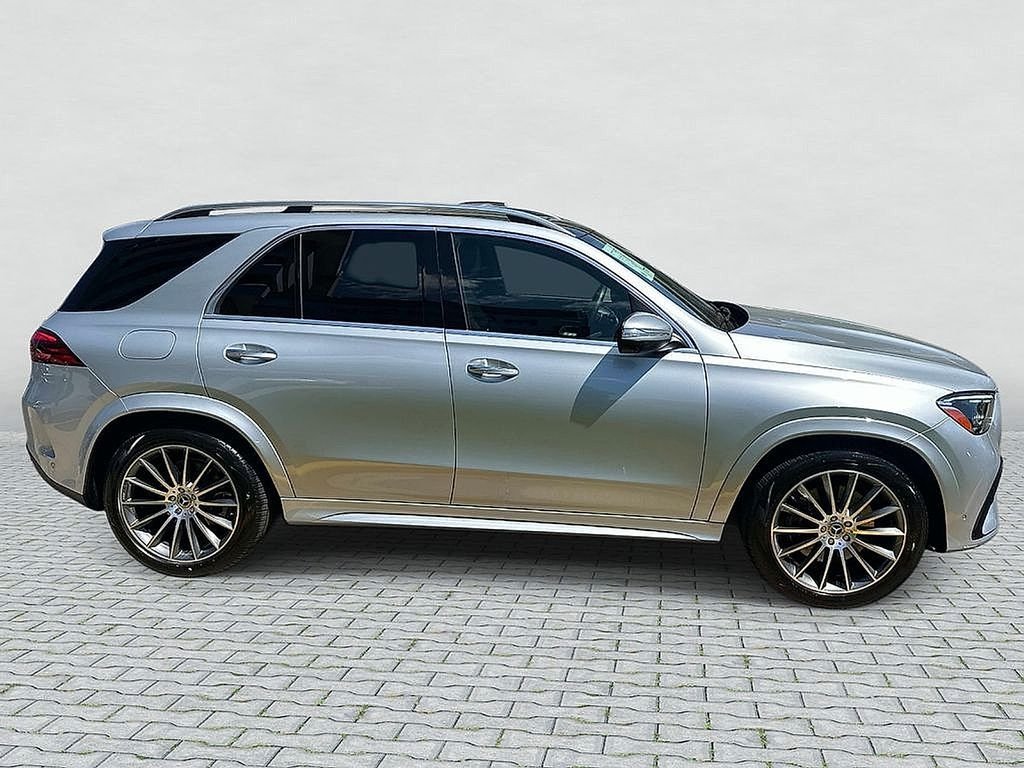 Certified Used 2024 Cirrus Silver Metallic Mercedes-Benz GLE 450 image 8