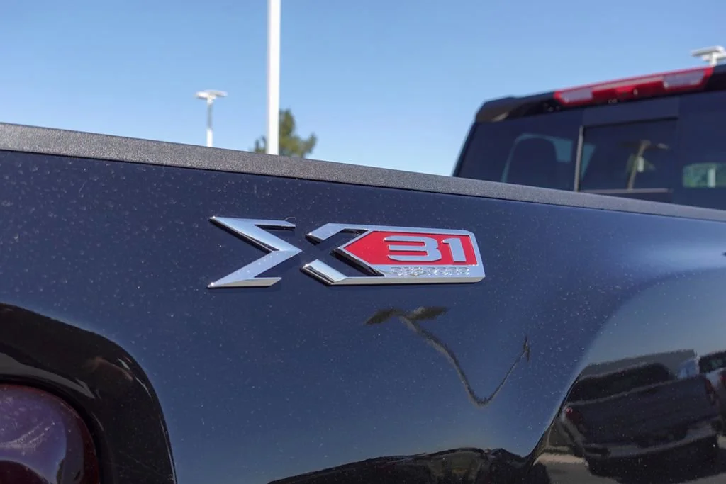 2025 GMC Sierra 2500HD SLT - Photo 7