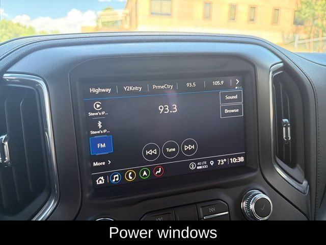 Used 2023  GMC AT4 image 24
