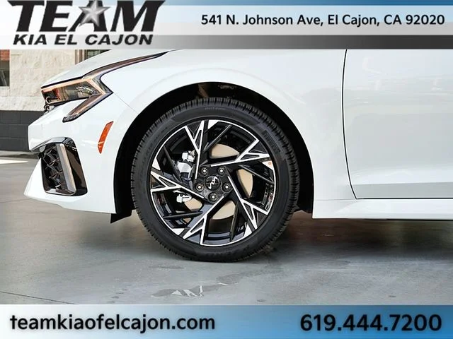 New 2026 White Kia GT-Line image 7
