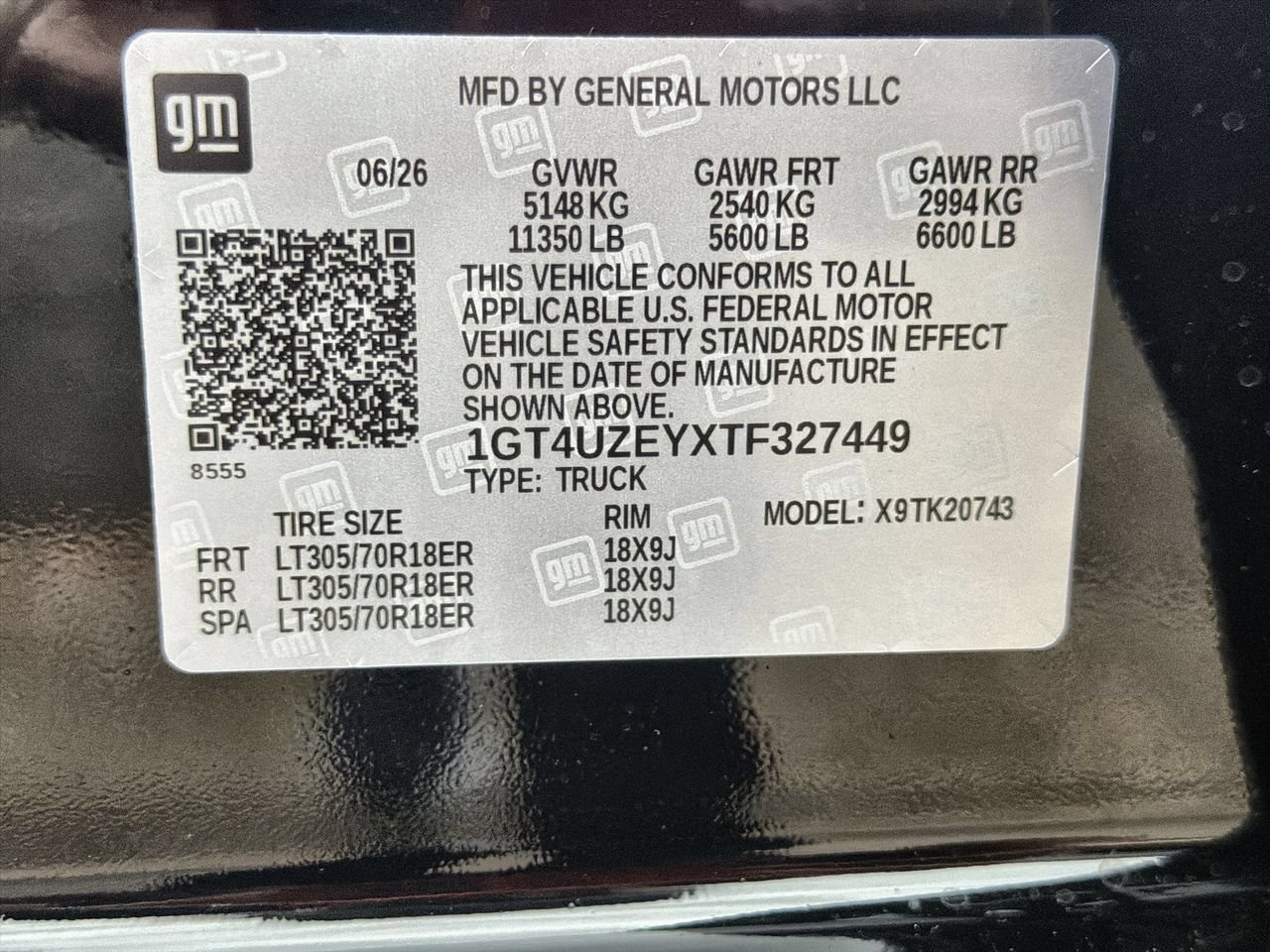 New 2026 Onyx Black GMC AT4X image 29