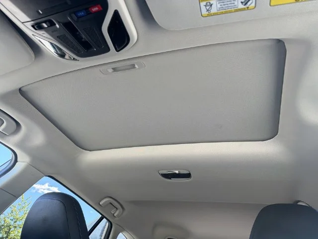Used 2020 White Subaru Limited image 18