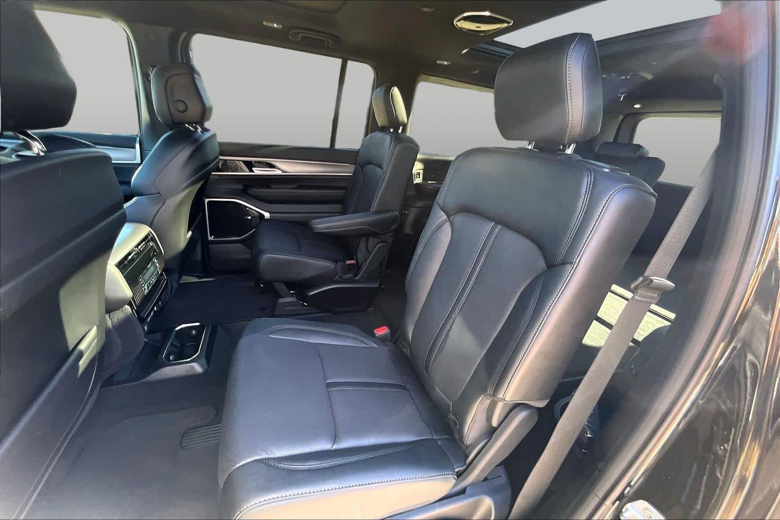 2026 Jeep Grand Wagoneer L Limited Altitude - Photo 22